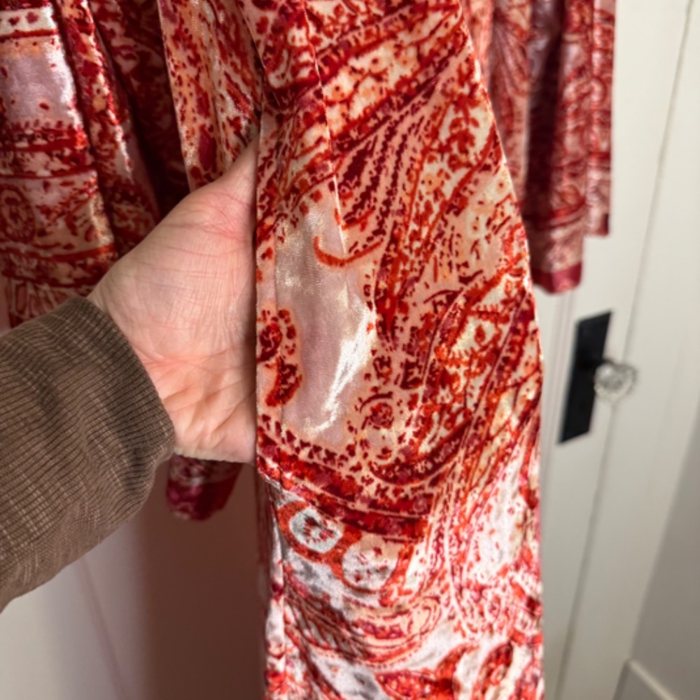 We the Free Enchanted Robe Free People Pink and Red Velvet Size XS - Picture 8 of 11